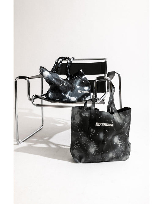 MNT CNDITION OVERSIZED SPLATTER TOTE BAG BLACK